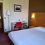 Tour Maje Hotel