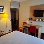 Tour Maje Hotel