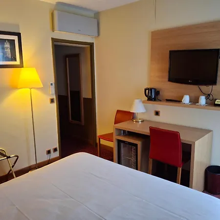 Tour Maje Hotel