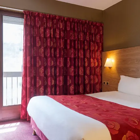 Tour Maje Отель 3*