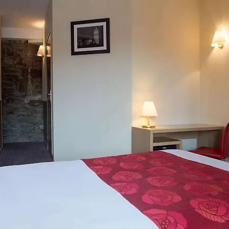 Tour Maje Hotel
