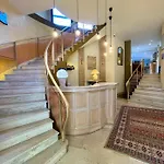 Hotel Tour Maje 3*