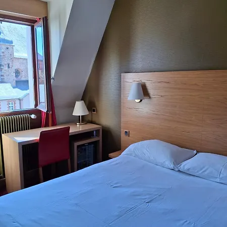 Tour Maje Hotell Rodez
