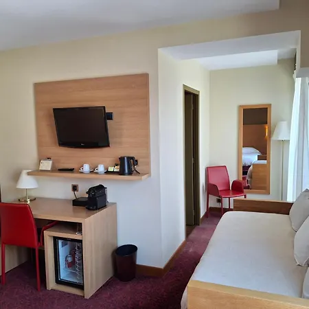 Tour Maje Hotel 3*