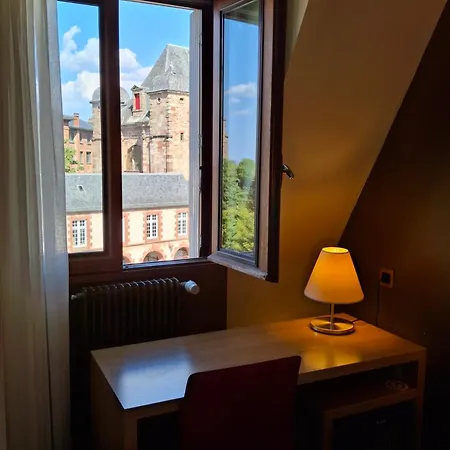 Hotel Tour Maje