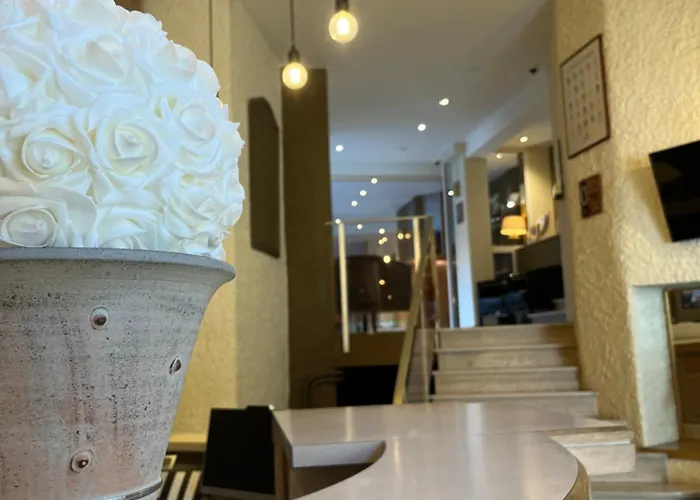 Tour Maje Hotel Rodez